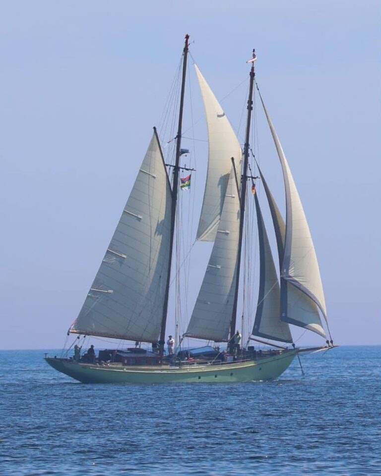 Quadra sailing the Baltic